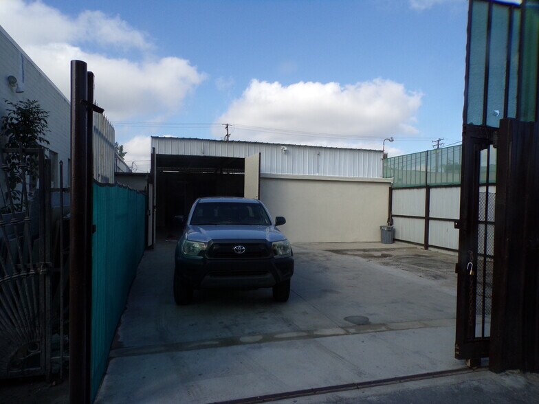 More Photos Of 1801 1st Street St, San Fernando Manufacturing For Sale