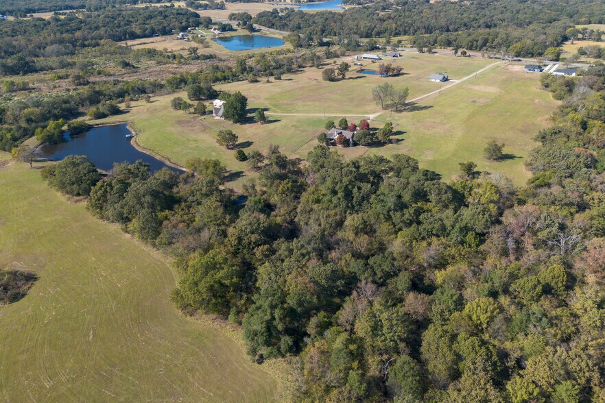 More Photos Of 2261 TX-276, Emory Specialty For Sale