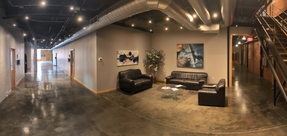 More Photos Of 1321 Burlington St, North Kansas City Coworking Space