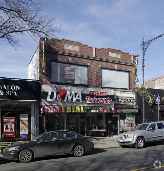 Primary Photo Of 30-22 Steinway St, Astoria Storefront For Sale