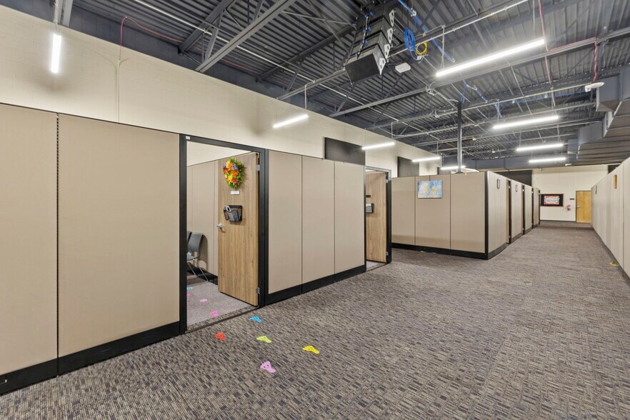 More Photos Of 6436 S Hwy 85-87, Colorado Springs General Retail For Sale