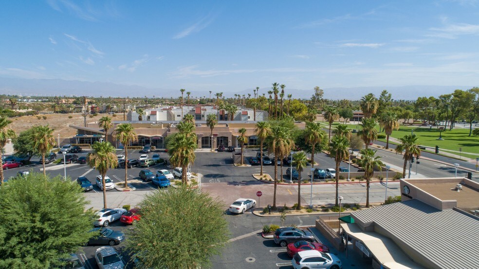 More Photos Of 425 S Sunrise Way, Palm Springs General Retail For Lease