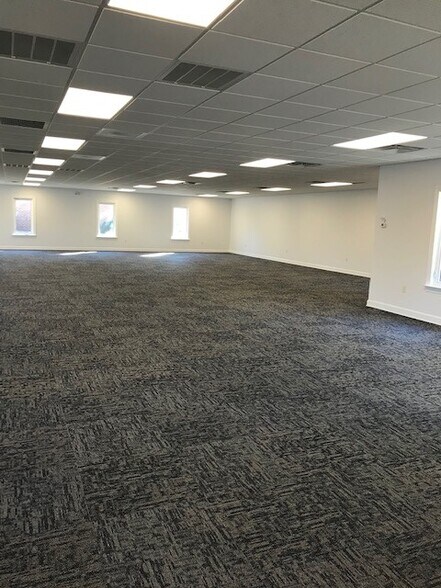 More Photos Of 113 Bulifants Blvd, Williamsburg Unknown For Lease