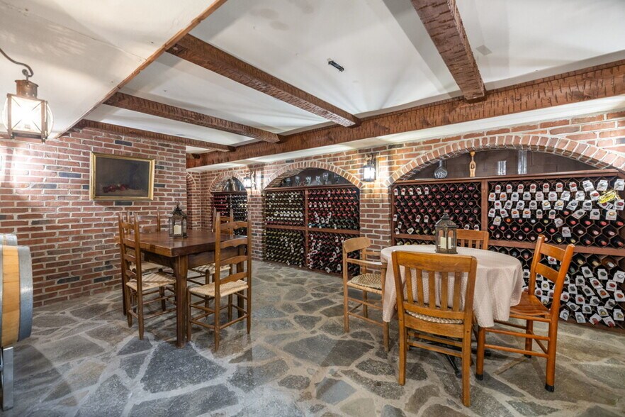 More Photos Of 2965 Tennessee 28, Jamestown Winery Vineyard For Sale