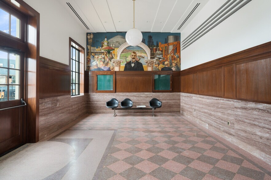 More Photos Of 1601 Main St, Venice Loft Creative Space For Sale
