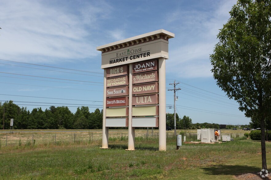 More Photos Of EASTCHASE Pky, Montgomery Unknown For Lease