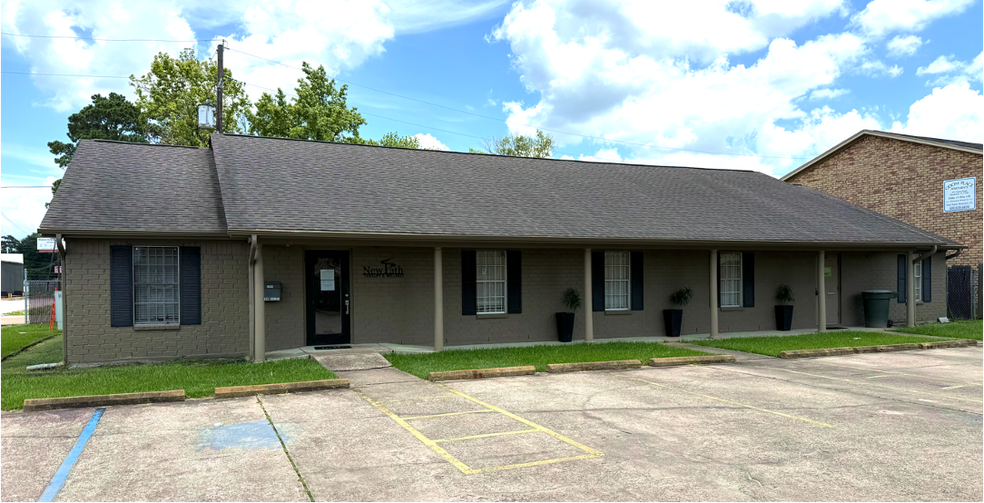 Primary Photo Of 4749 Odom Rd, Beaumont Office For Sale