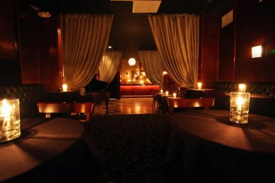 Primary Photo Of 1623 1/2 N Cahuenga Blvd, Los Angeles Hotel For Lease