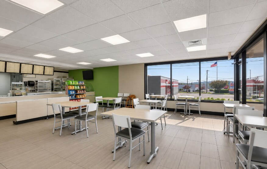 More Photos Of 942 Washington St, Middletown Fast Food For Sale