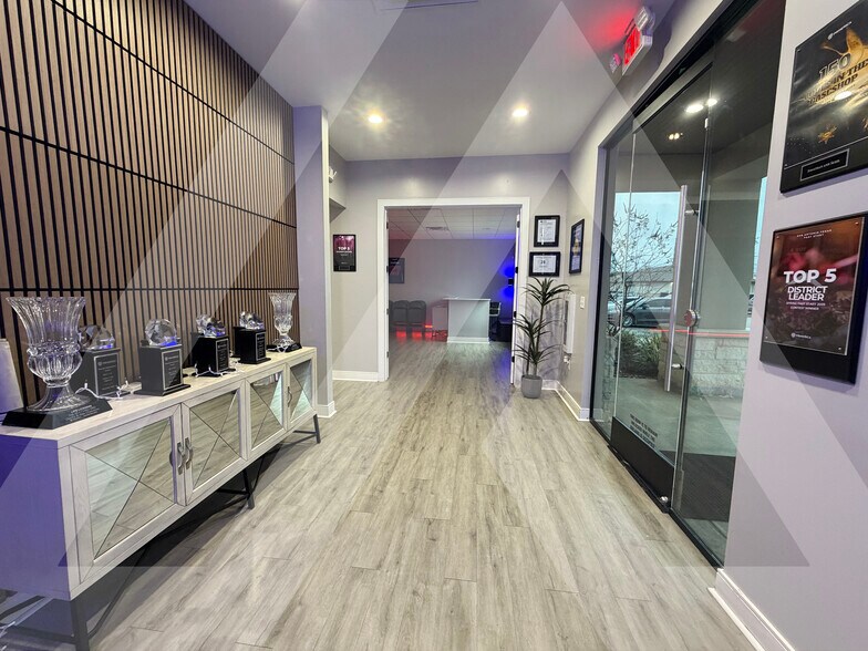 More Photos Of 9634 Huffmeister Rd, Houston Medical For Sale