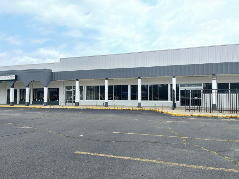 More Photos Of 430-488 Marshall St, Coldwater Unknown For Lease