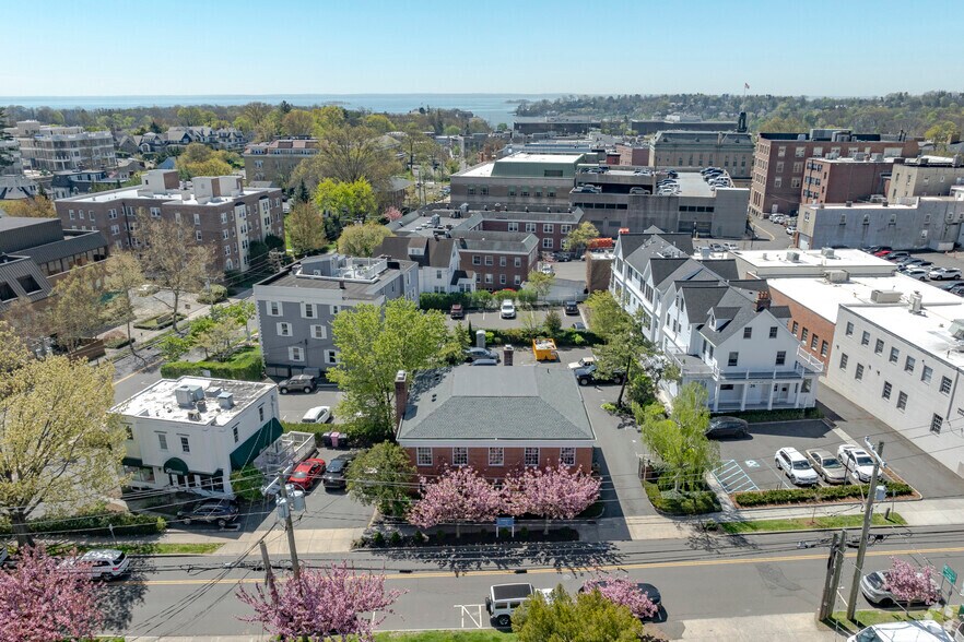 More Photos Of 30 E Elm St, Greenwich Office For Lease