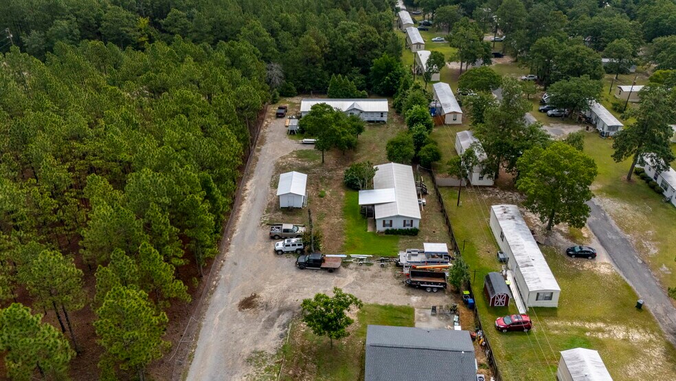 More Photos Of 128 Sandy Springs Ln, Lexington Manufactured Housing Mobile Home Park For Sale