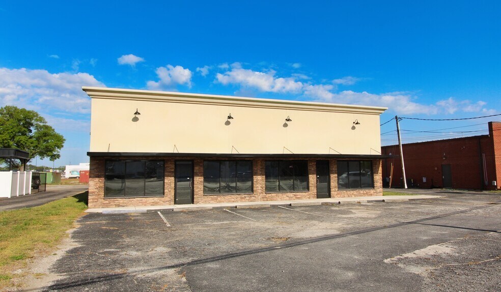 Primary Photo Of 179-181 S Cashua Dr, Florence Freestanding For Lease