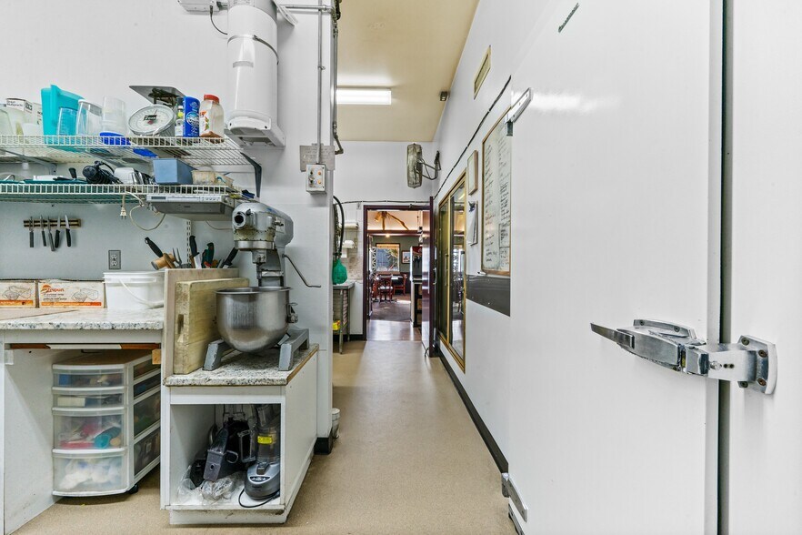 More Photos Of 1916 10th Av, Spruce View Restaurant For Sale