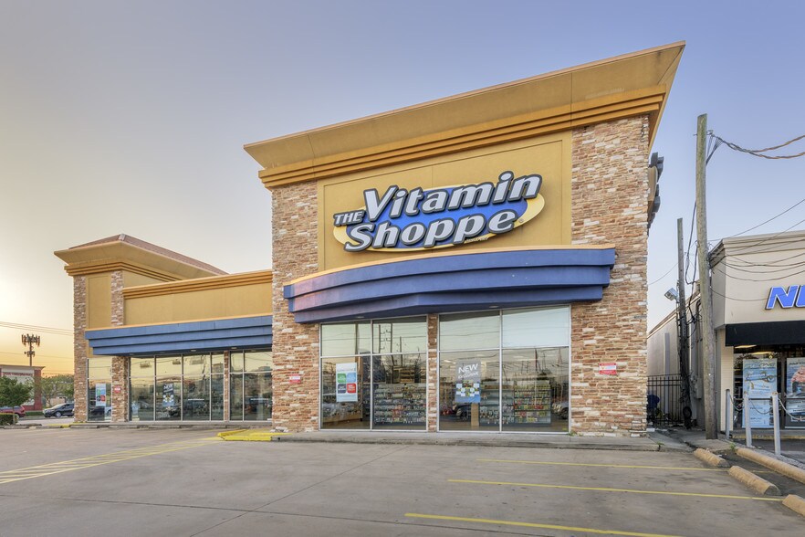 More Photos Of 7505-7705 Westheimer Rd, Houston Unknown For Lease