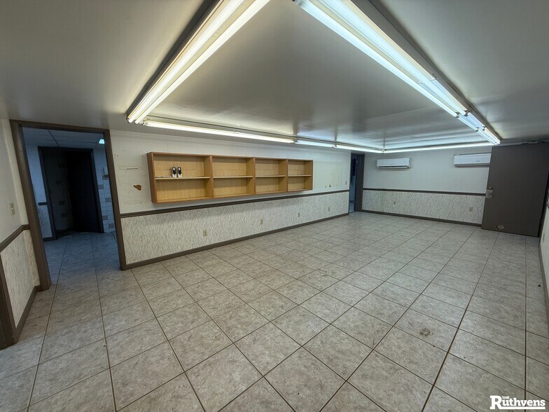 More Photos Of 4310 Sandyway Ln, Lakeland Warehouse For Lease