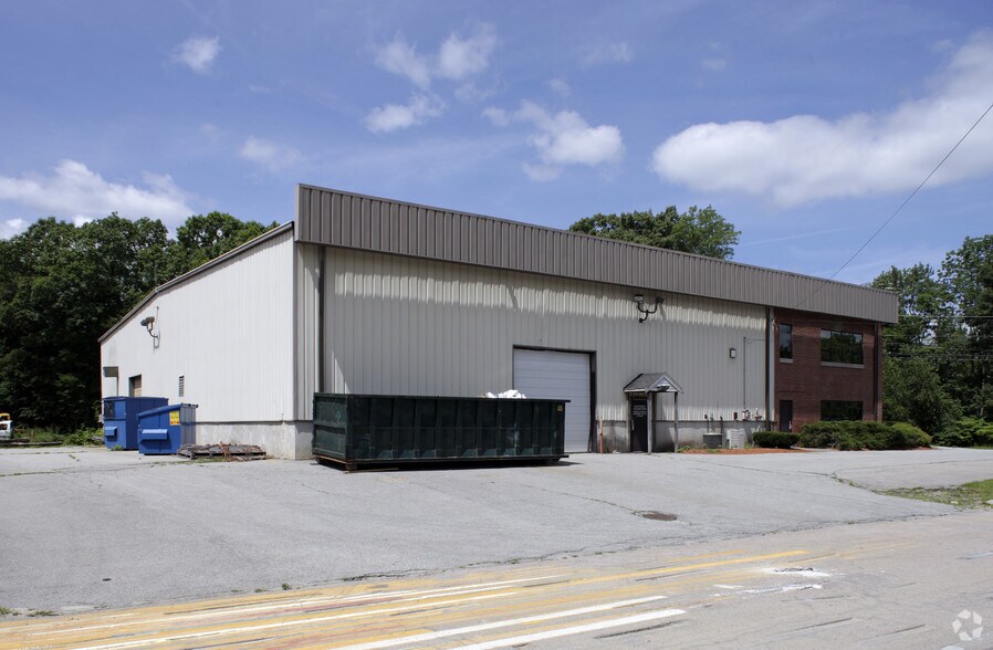 More Photos Of 2 Master Dr, Franklin Light Manufacturing For Lease