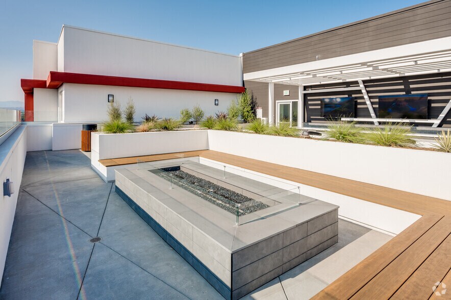 More Photos Of 1912 S Jacaranda St, Anaheim Apartments For Lease