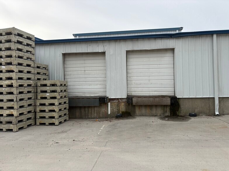 More Photos Of 11375 US-701 Hwy, Elizabethtown Refrigeration Cold Storage For Sale