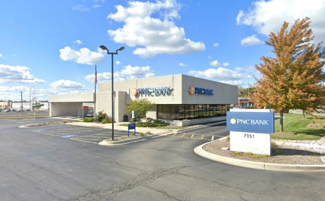 More Photos Of 7351 Lemont Rd, Downers Grove Bank For Sale