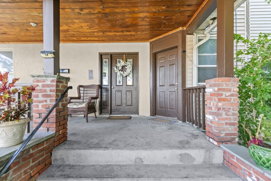 More Photos Of 25 Cedar St, Dobbs Ferry Apartments For Sale