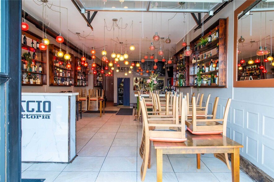 More Photos Of 62 Dunlop St W, Barrie Storefront Retail Residential For Sale