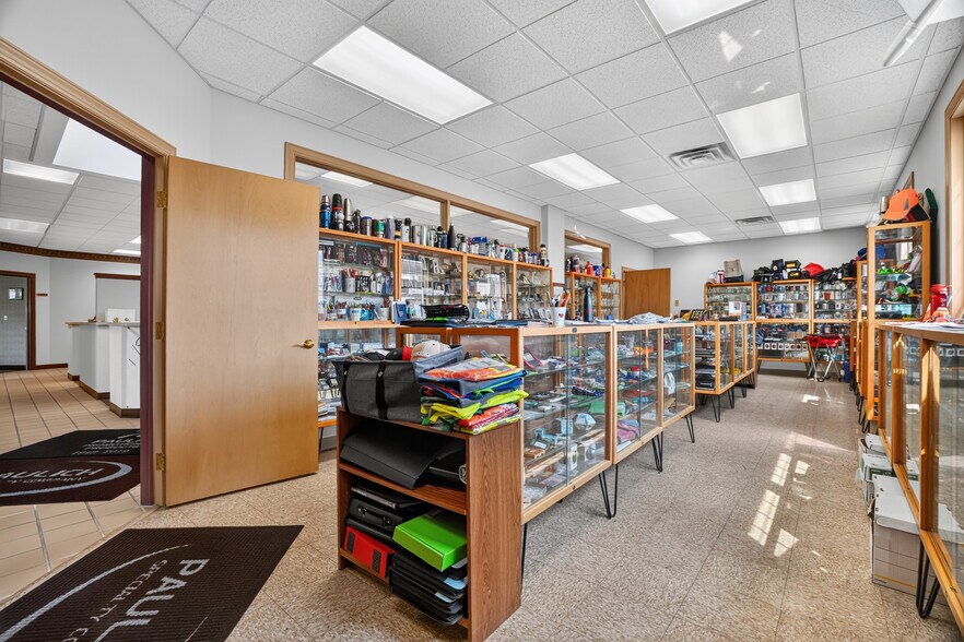 More Photos Of 1695 Joseph Lloyd Pky, Willoughby Warehouse For Sale