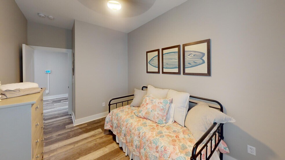More Photos Of 304 Long Ave, Port Saint Joe Storefront Retail Residential For Sale