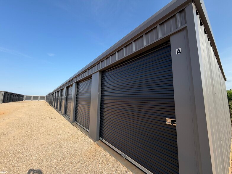 More Photos Of 40 W State Highway 92, Newton Refrigeration Cold Storage For Sale