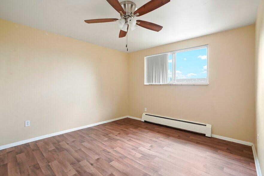 More Photos Of 1675 Upham St, Lakewood Apartments For Sale