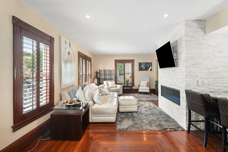 More Photos Of 47 Clinton St, Framingham Apartments For Sale