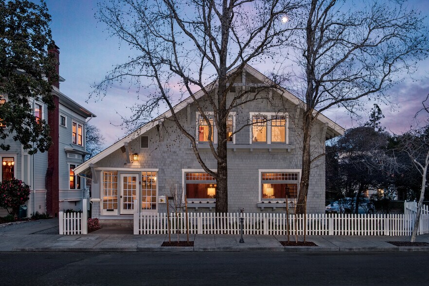 More Photos Of 8 Keller St, Petaluma Office Residential For Sale