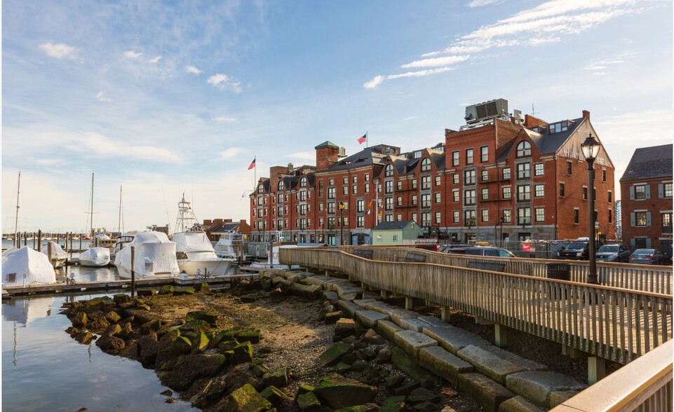 Primary Photo Of 66 Long Wharf, Boston Office For Lease