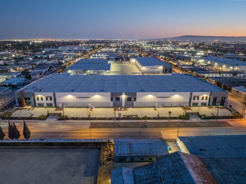 More Photos Of 112 W Alondra Blvd, Gardena Unknown For Lease