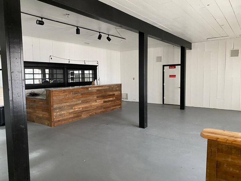 More Photos Of 119 E Us-80 Hwy, Forney Freestanding For Sale