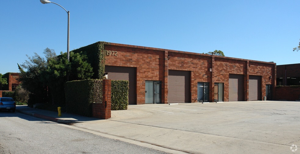 Primary Photo Of 1972-1996 W Del Amo Blvd, Torrance Warehouse For Lease