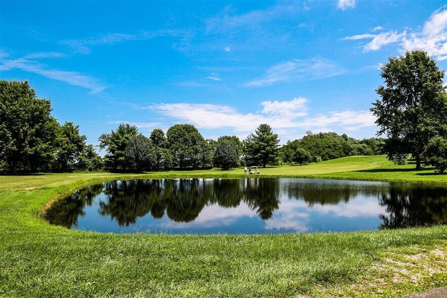 More Photos Of 6198 Randolph Summer Shade Rd, Summer Shade Sports And Entertainment For Sale