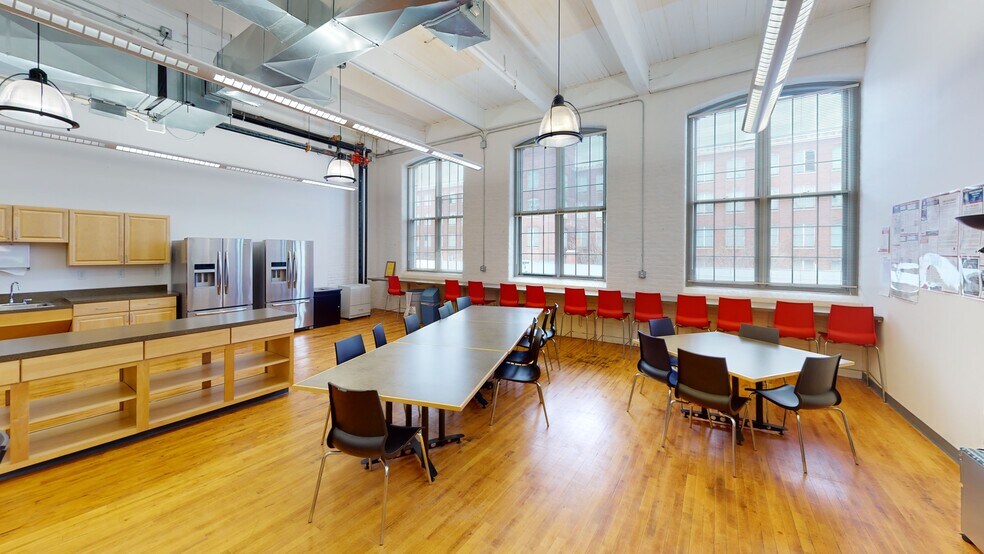 More Photos Of 10 Water St, Waterville Apartments For Lease