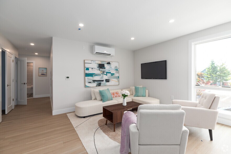 More Photos Of 27 3rd Ave, Long Branch Apartments For Lease