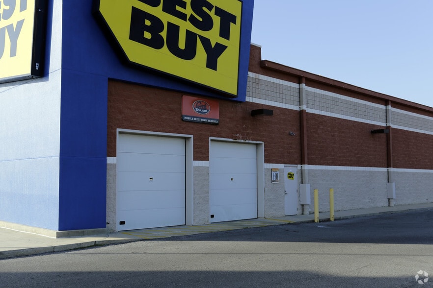 More Photos Of 10545 Highway 49, Gulfport Freestanding For Sale