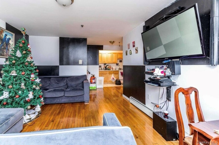 More Photos Of 3543 97th St, Corona Apartments For Sale