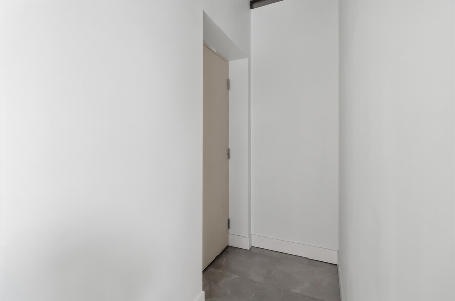 More Photos Of 765 McGill Rd, Kamloops Office For Sale