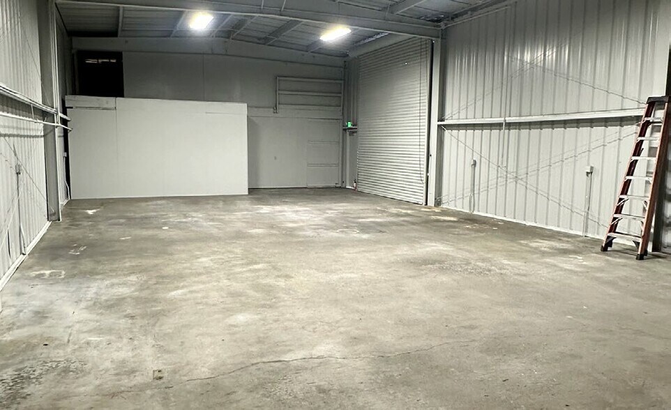 More Photos Of 805 W Rialto Ave, Rialto Land For Lease