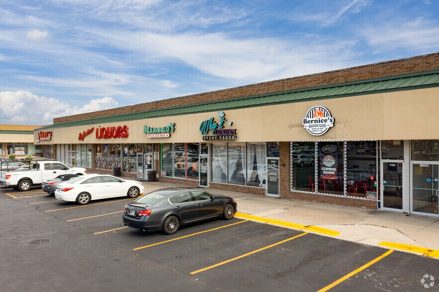 More Photos Of 17501-17559 S Kedzie Ave, Hazel Crest Unknown For Lease