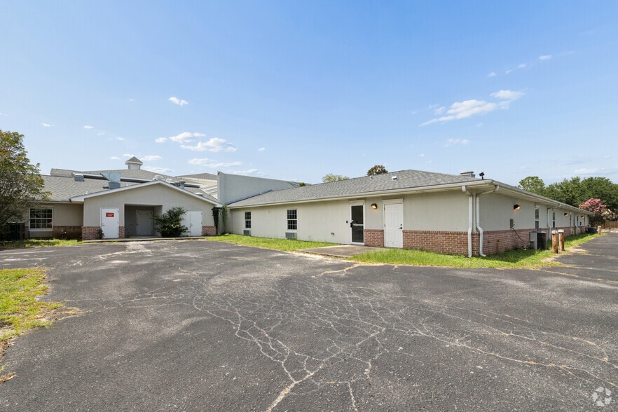 More Photos Of 3428 Gulf Breeze Pky, Gulf Breeze Congregate Senior Housing For Sale