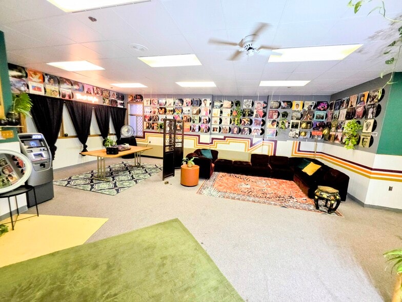 More Photos Of 110 E 17th St, Cheyenne Office For Sale