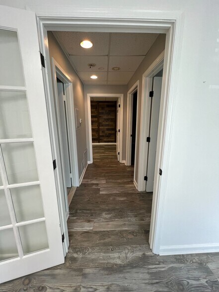 More Photos Of 3231-3233 Superior Ln, Bowie Medical For Lease