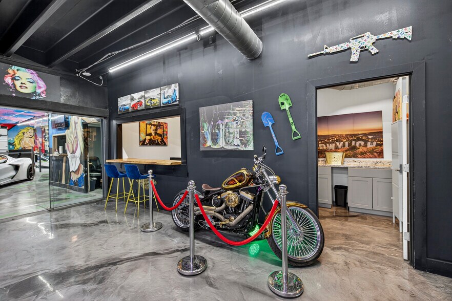 More Photos Of 1090 S 56th Ave, Hollywood Auto Repair For Sale