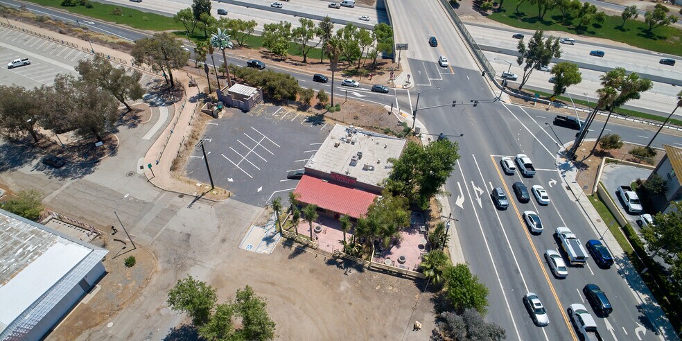 More Photos Of 3841 Hamner Ave, Norco Bar For Sale